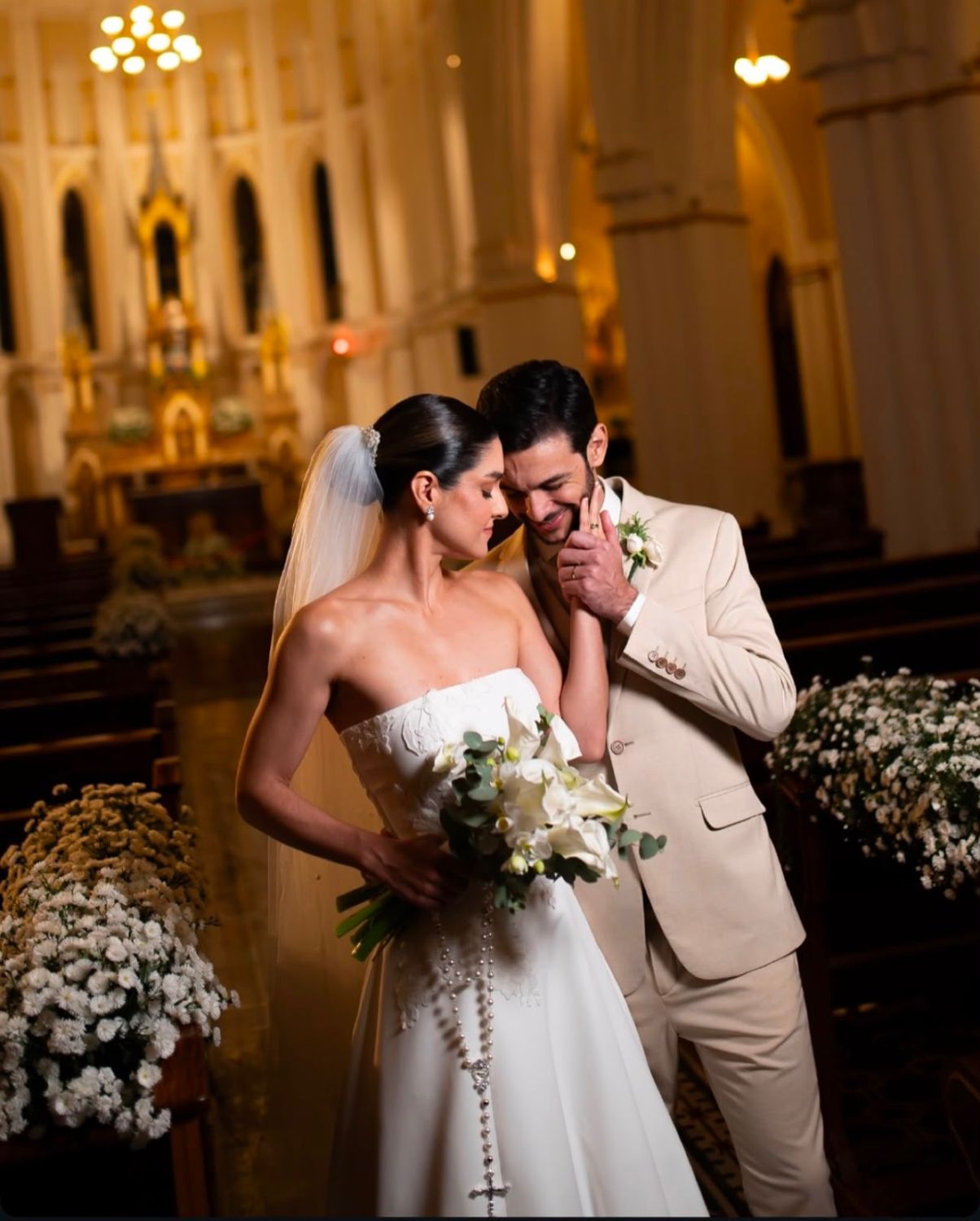 Casamento real vestido pela Mr Suits — aluguel de terno e smoking sob medida
